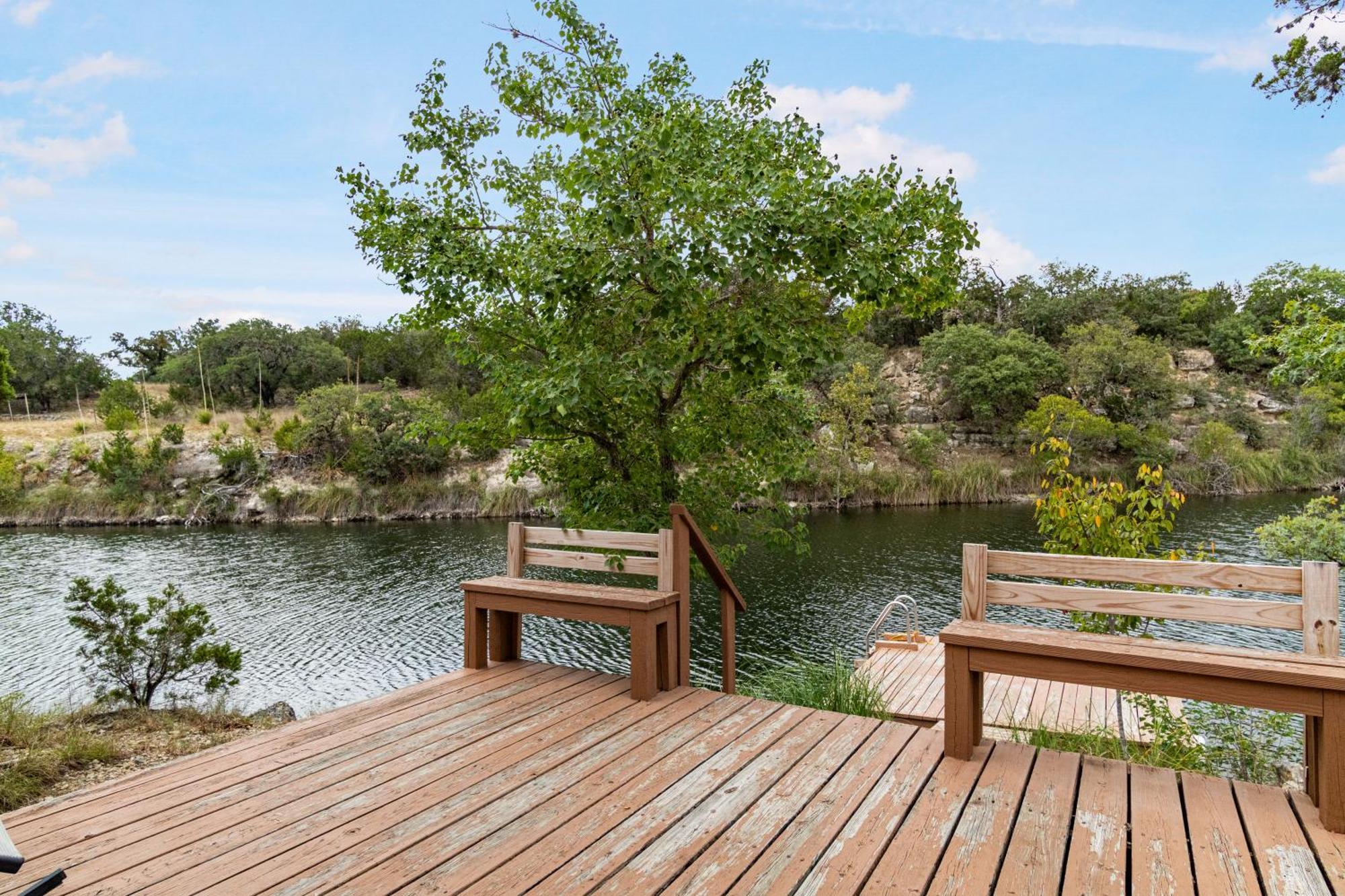 Hondo Creek Hideaway Hotel Tarpley Bagian luar foto